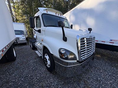 2019 Freightliner CASCADIA 125