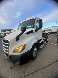 2020 Freightliner NEW CASCADIA 116