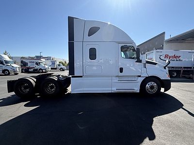 2023 Freightliner NEW CASCADIA PX12664