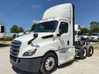 2019 Freightliner NEW CASCADIA PX12664