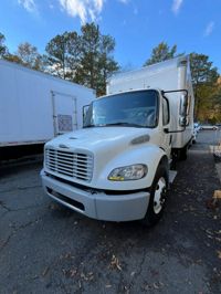 2018 Freightliner M2 106