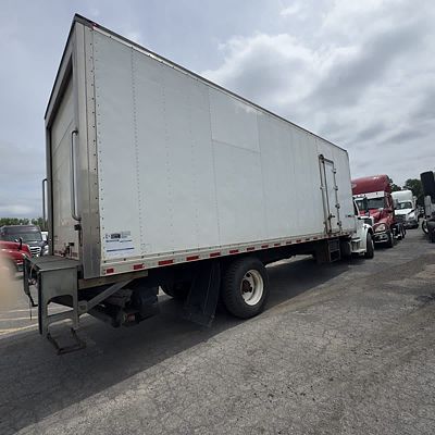 2019 Freightliner M2 106