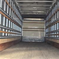 2018 Freightliner M2 106