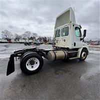 2018 Freightliner CASCADIA 113