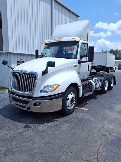 2019 International LT625