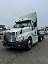2019 Freightliner CASCADIA 125