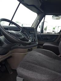 2018 Freightliner CASCADIA 125