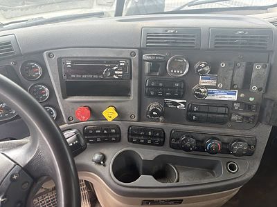 2020 Freightliner CASCADIA 125
