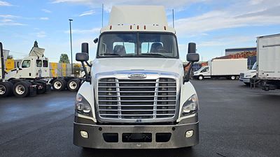 2019 Freightliner CASCADIA 125