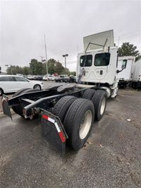 2017 Freightliner CASCADIA 125