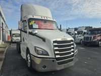2019 Freightliner NEW CASCADIA PX12664