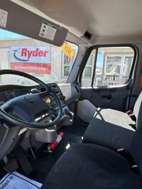 2018 Freightliner M2 106