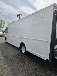 2015 Freightliner MT45