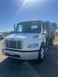 2016 Freightliner M2 106