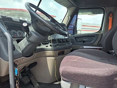 2019 Freightliner CASCADIA 125