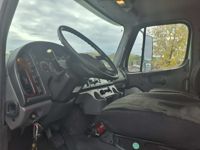 2015 Freightliner M2 106
