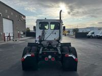 2018 Freightliner CASCADIA 113