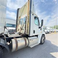 2018 Freightliner CASCADIA 125