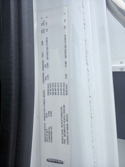 2019 Freightliner M2 106