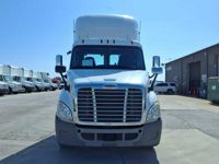 2019 Freightliner CASCADIA 113