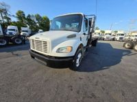 2015 Freightliner M2 106