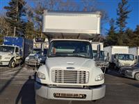 2017 Freightliner M2 106