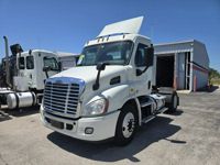 2019 Freightliner CASCADIA 113