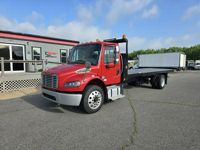 2018 Freightliner M2 106