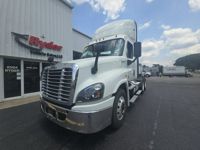 2019 Freightliner CASCADIA 125