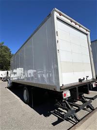2016 Freightliner M2 106