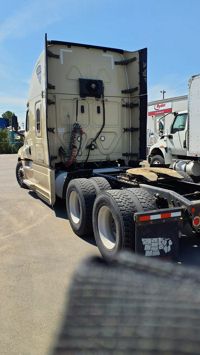 2019 Freightliner NEW CASCADIA PX12664