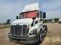 2020 Freightliner CASCADIA 113