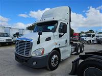 2018 Freightliner CASCADIA 113