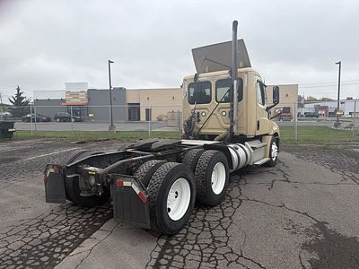 2020 Freightliner NEW CASCADIA PX12664