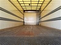2018 Freightliner M2 106