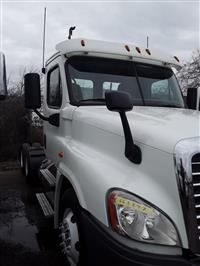 2017 Freightliner CASCADIA 125