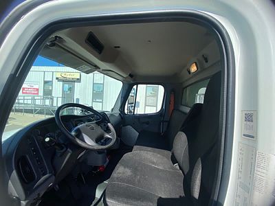 2018 Freightliner M2 106