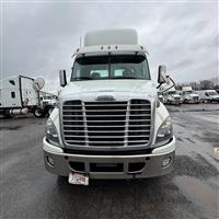 2018 Freightliner CASCADIA 113