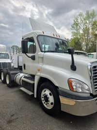 2018 Freightliner CASCADIA 125