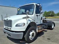 2018 Freightliner M2 106