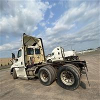 2017 Freightliner CASCADIA 125