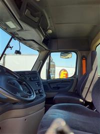 2019 Freightliner CASCADIA 125