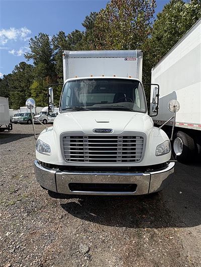 2019 Freightliner M2 106
