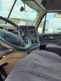 2020 Freightliner CASCADIA 125