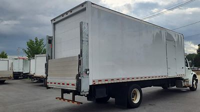 2018 Freightliner M2 106