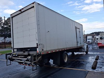 2021 Freightliner M2 106