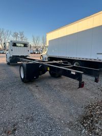 2018 Freightliner M2 106