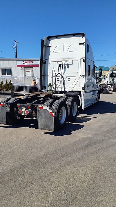 2020 Freightliner NEW CASCADIA PX12664