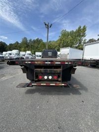 2017 Freightliner M2 106