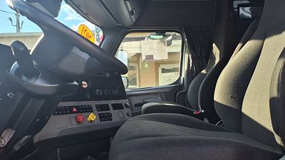 2021 Freightliner NEW CASCADIA PX12664